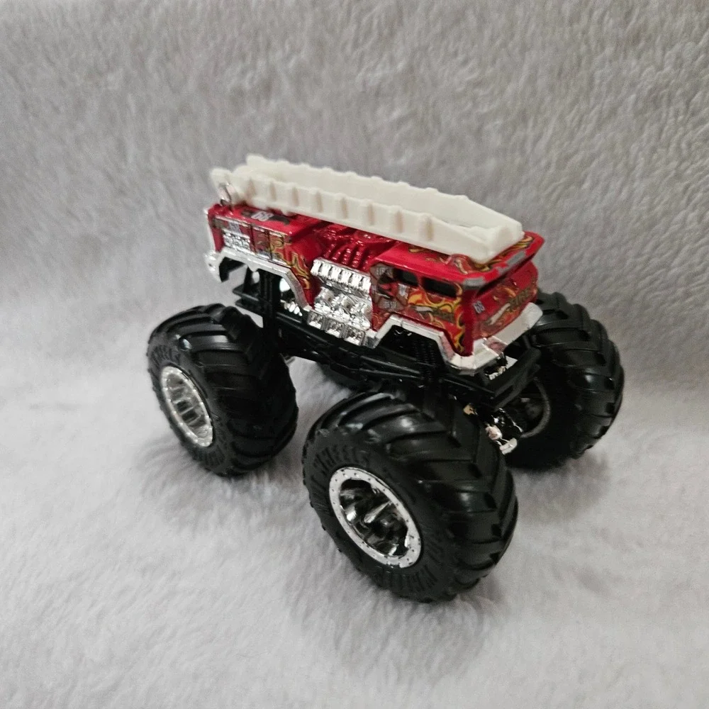 Hot Wheels Monster‎ Trucks Bone Shaker, Five Alarm, and Grave Digger Lot of 3